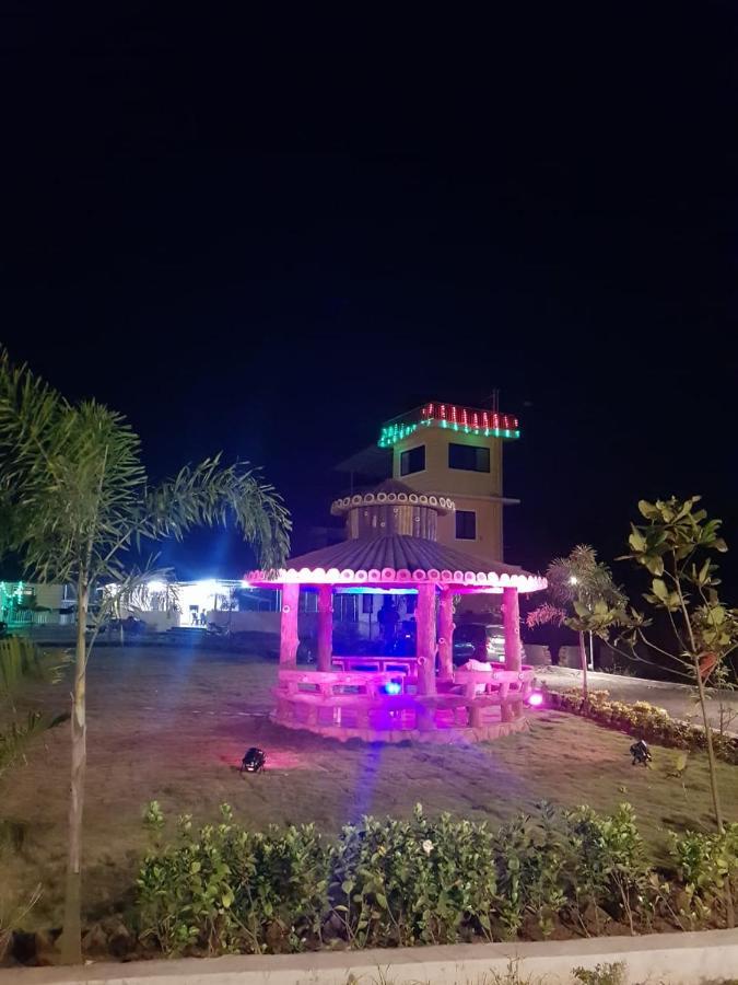 Sundar Farm Karjat Villa ภายนอก รูปภาพ